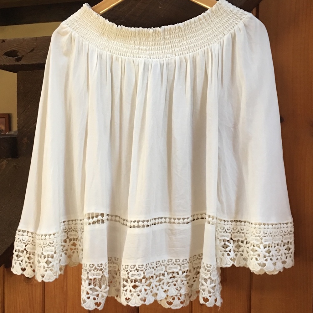 Romeo & Juliet Couture white Off Shoulder top